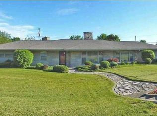 615 W 9th St, Jasper, IN 47546