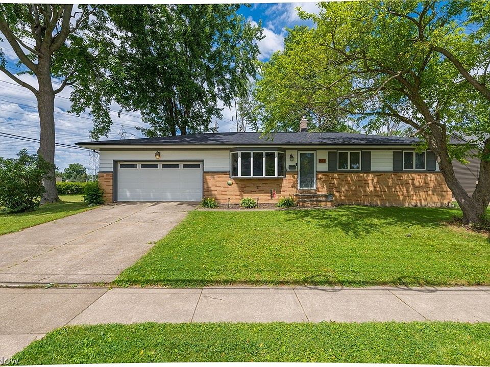 1st image of 632 Woodmere Dr