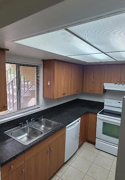 1318 SE 40th Terrace 2 — Photo 21