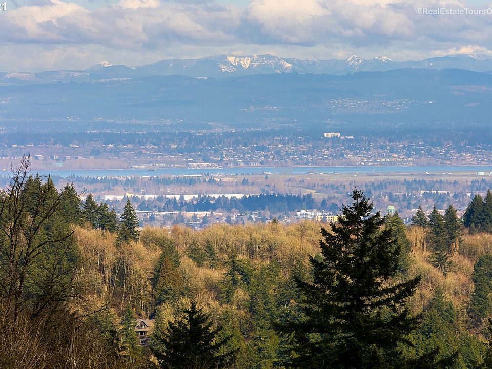 1st image of 318 NW Skyline Blvd