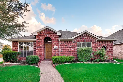 5201 Crossvine Ln Photo 1