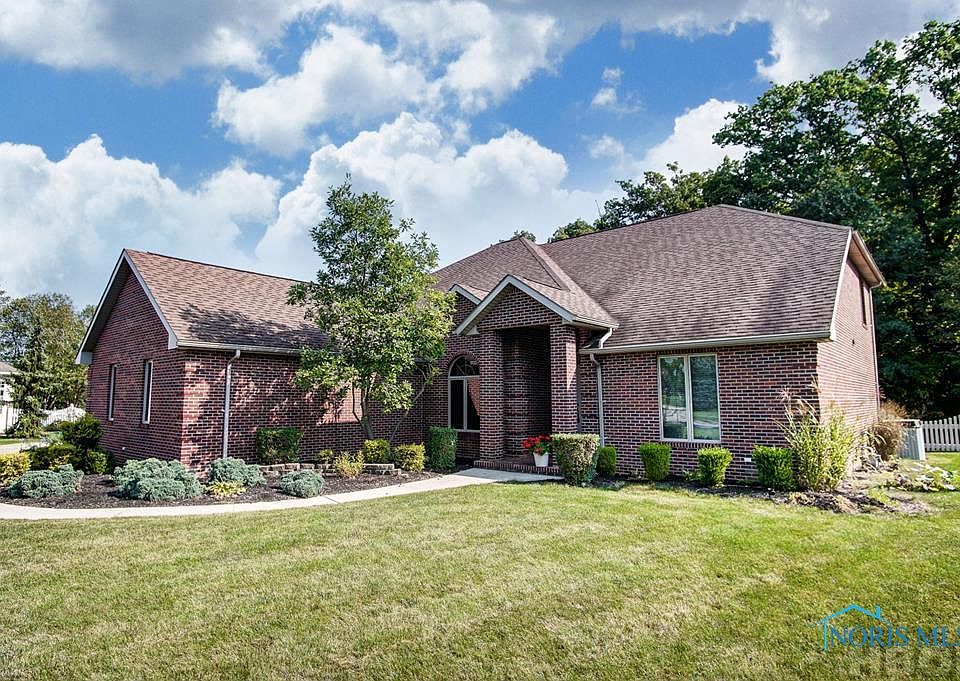 1st image of 711 Deer Valley Ct