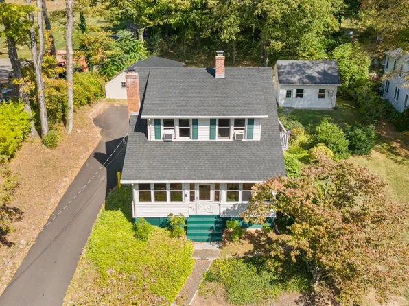 43 North Street, North Branford, CT 06471