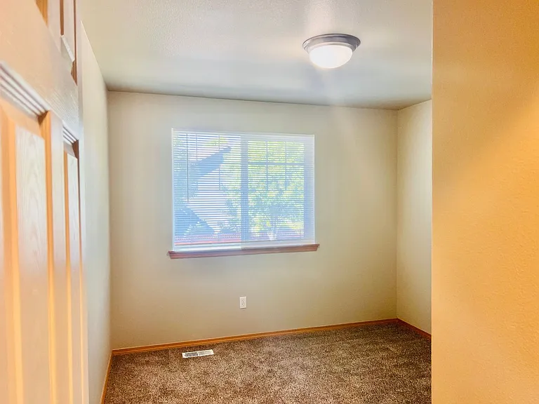 7181 Radius Loop SE — Photo 42