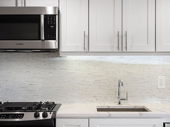 3rd image of 400 Central Park W APT 6A