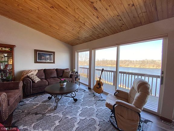 3rd image of 20204 Ann River Dr