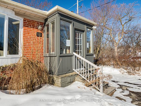 2nd image of 52 Altamont Rd