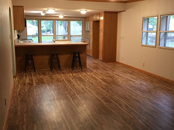 3rd image of 166 Ouachita #310