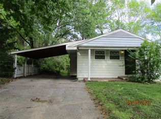 10222 Valley Dr, Saint Louis, MO