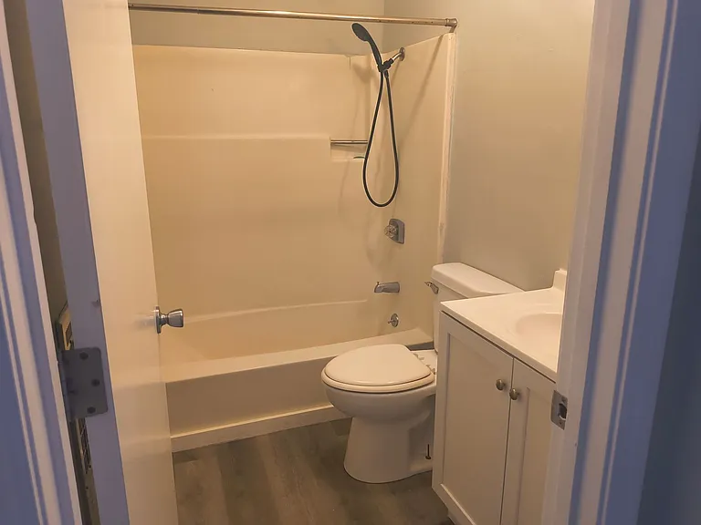 604 W Haven Dr — Photo 9