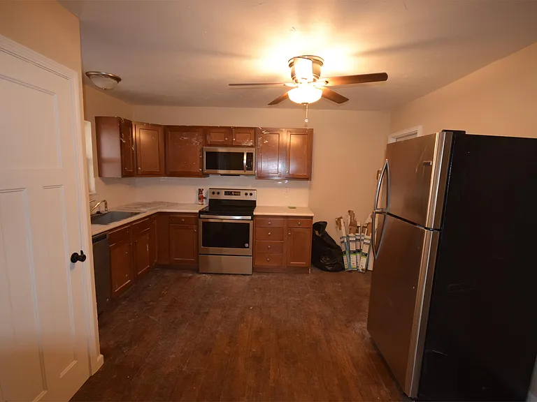 119 Harrison Pl — Photo 6