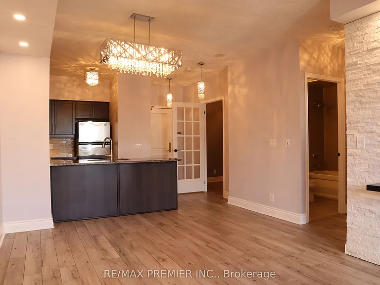 9225 Jane St #1506 — Photo 15