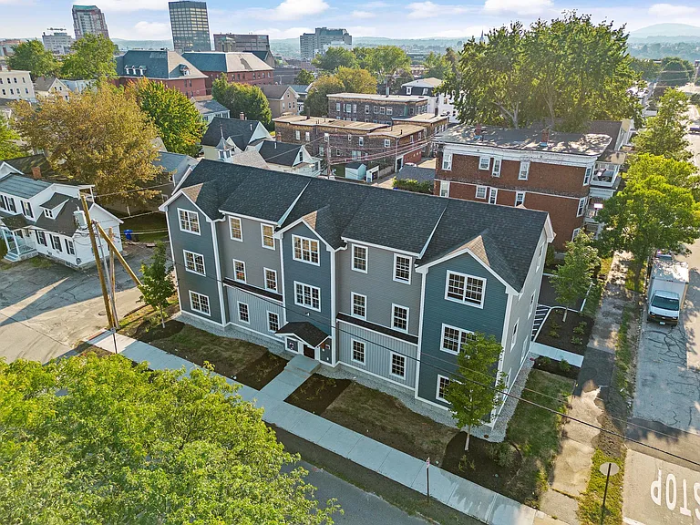 680 Union St — Photo 3