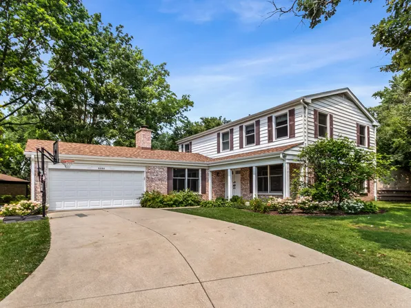 3850 Dauphine Ave, Northbrook, IL 60062