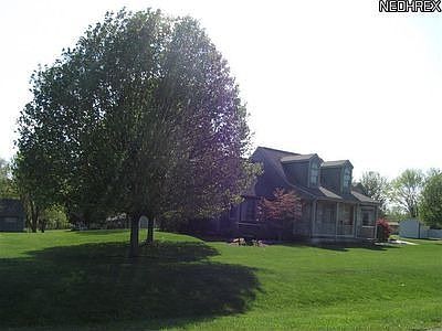 5th image of 46659 Winston Dr