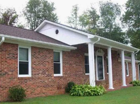 742 Spring Rd, Stuart, VA 24133