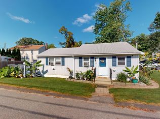 14 Mark Twain Dr, East Hampton, CT 06424