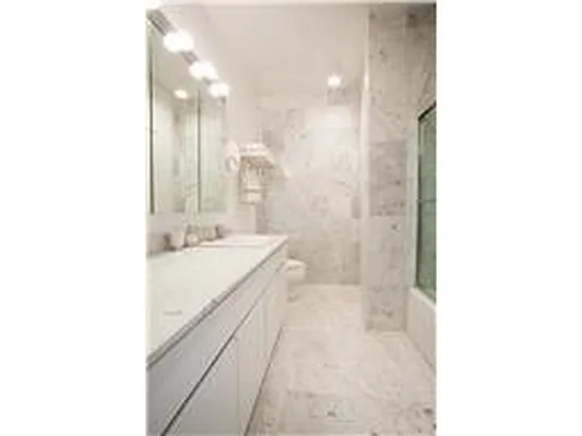 Sold by Douglas Elliman | media 19