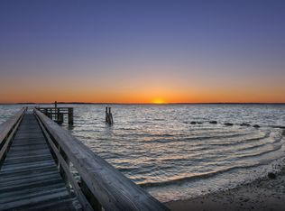 1 Fox Xing, Sag Harbor, NY 11963