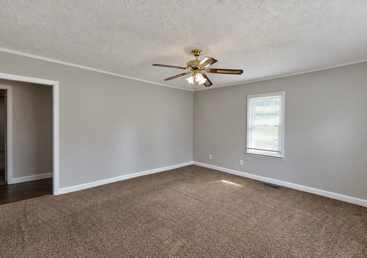 Pet-Friendly 2-Bedroom Home in Algood with a Large Living Room & Kitchen — Photo 4