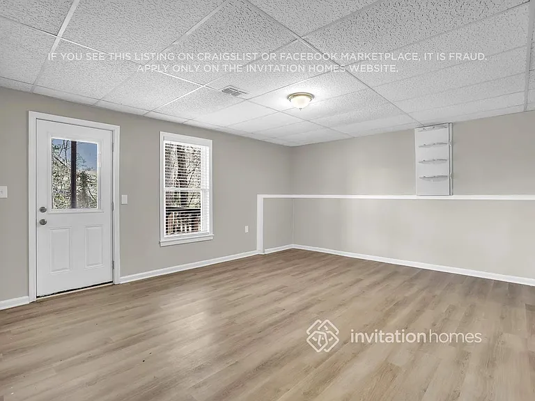 1810 Collines Ave SW — Photo 12