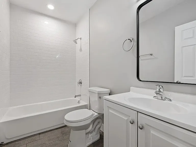 5235 S Indiana Ave #3 — Photo 7