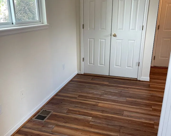 223 Maggie St — Photo 6