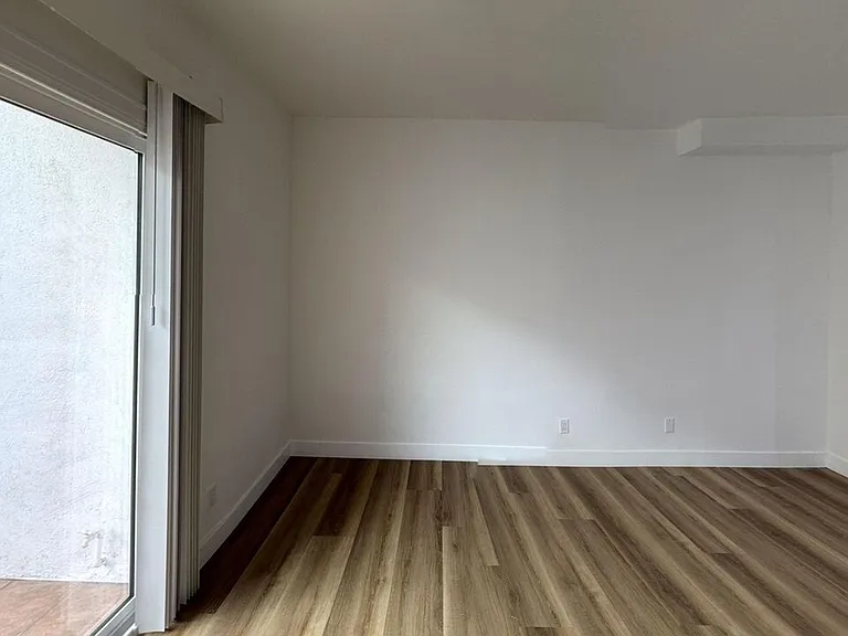3630 Midvale Ave #1 — Photo 29