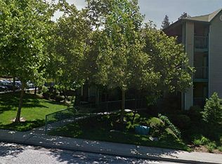 825 Old Tunnel Rd APT 200, Grass Valley, CA 95945