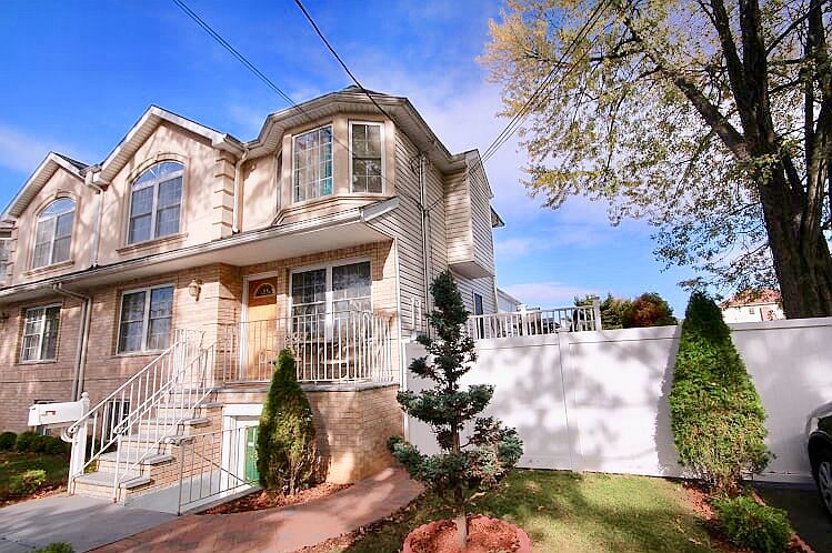 1st image of 119 Benton Ave