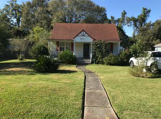 5211 33rd St, Groves, TX 77619