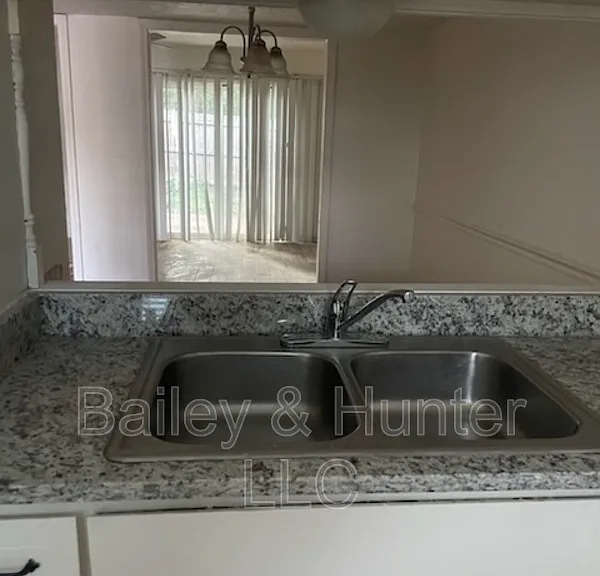 6012 Regent Mnr — Photo 1