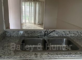 6012 Regent Mnr, Lithonia, GA 30058