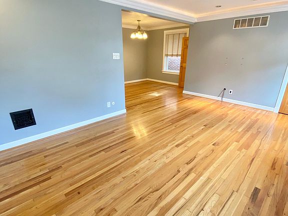 5th image of 4926 Tholozan Ave #2F
