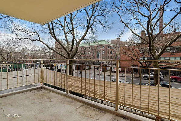 Sold by Corcoran | media 6