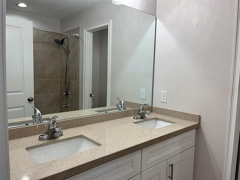 1641 NW 121st Way — Photo 21