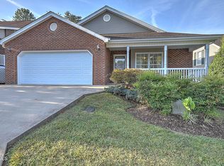 688 Willowcrest Pl, Kingsport, TN 37660