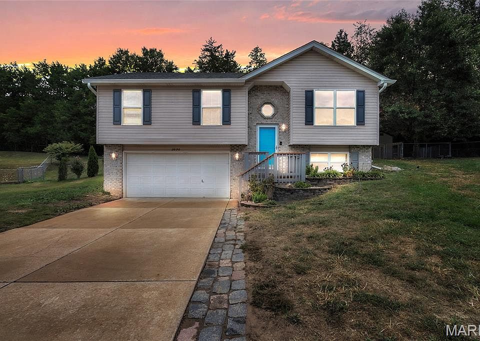 1st image of 2090 Camino Real Dr