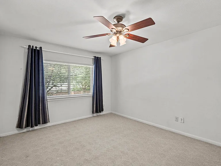 2210 Bay Haven Way — Photo 36