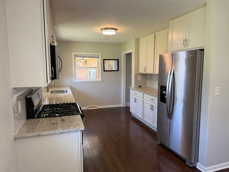20766 W Rollins Rd — Photo 6