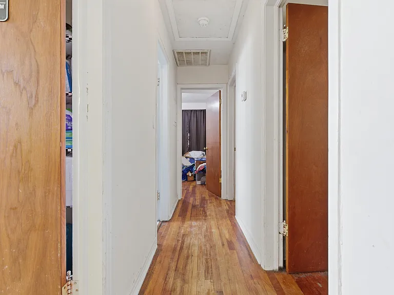 1734 W Tharpe St — Photo 13