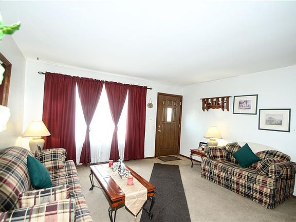 2nd image of 706 Redfern Dr