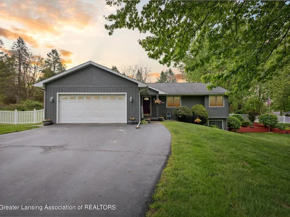 2296 Brookmead Way, Charlotte, MI 48813