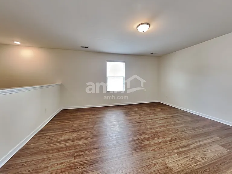 150 Orion Way — Photo 8