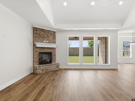 4th image of 114 Hay Meadow Dr