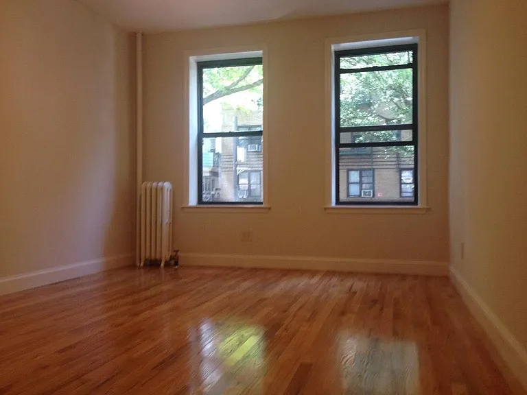 78th St — Photo 10