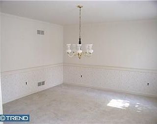 2nd image of 1138 Webster Dr