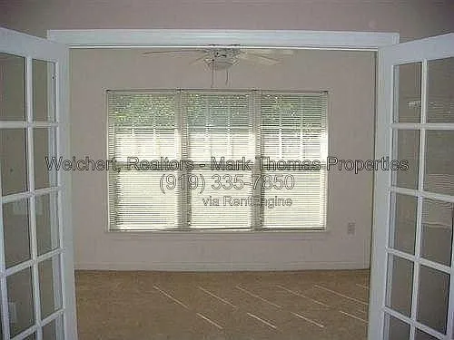 929 Morreene Rd #D33 — Photo 6