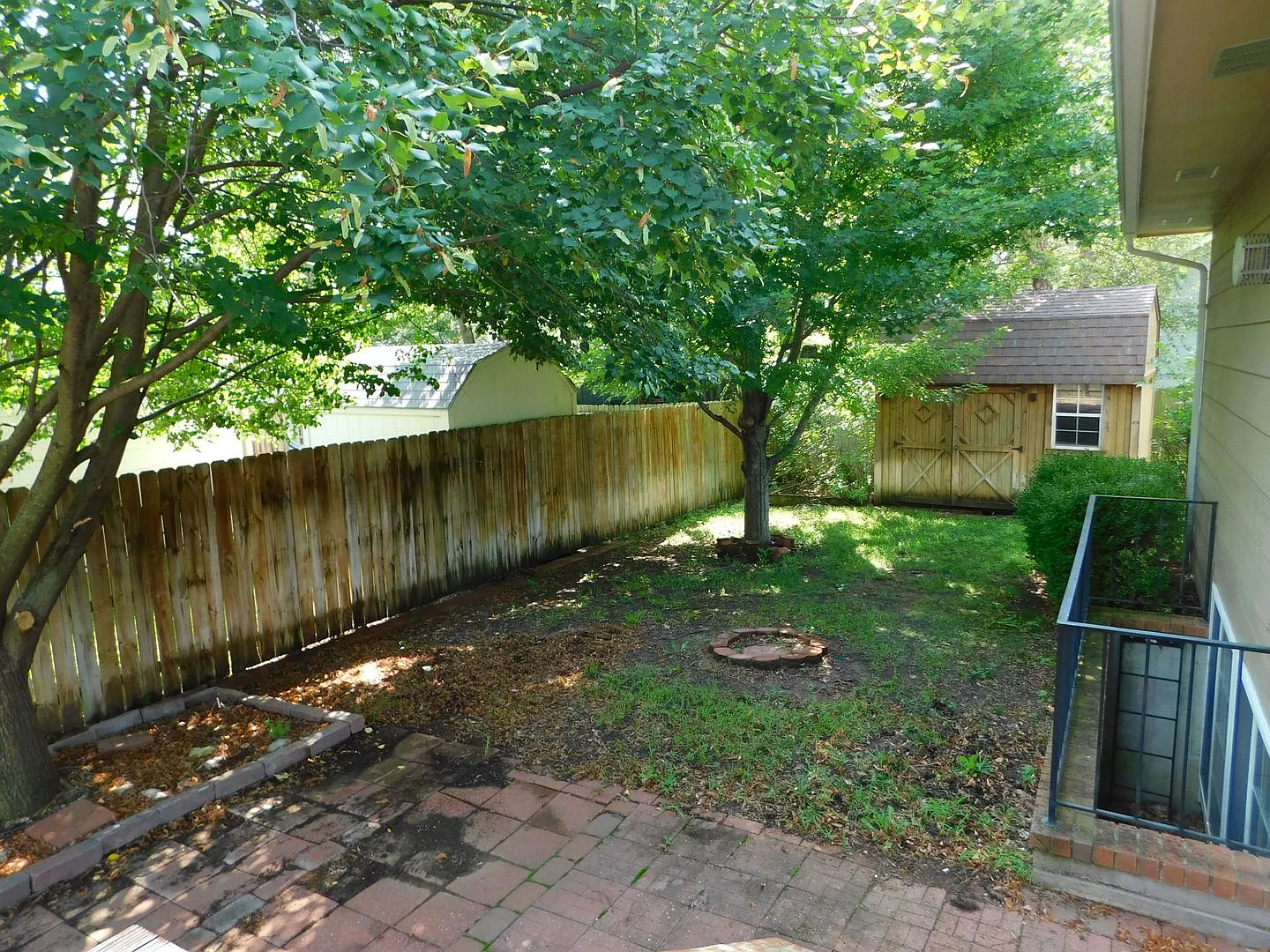 *Coming Soon* 2320 Gentry Lane - 4 Bed / 2 Bath $2,000 — Photo 2