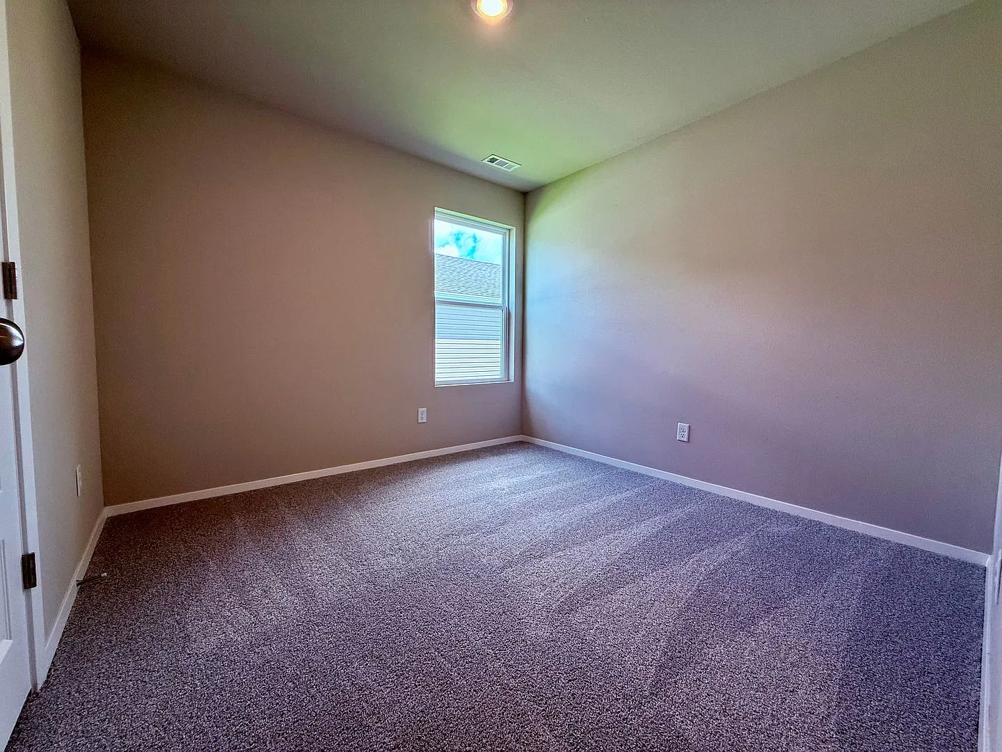 2508 E. Jan Street — Photo 3